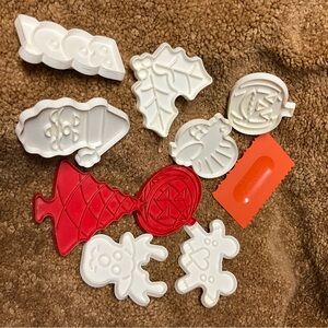 Vintage Tupperware Cookie Cutters Lot Of 9 Holidays Halloween Xmas cake scraper